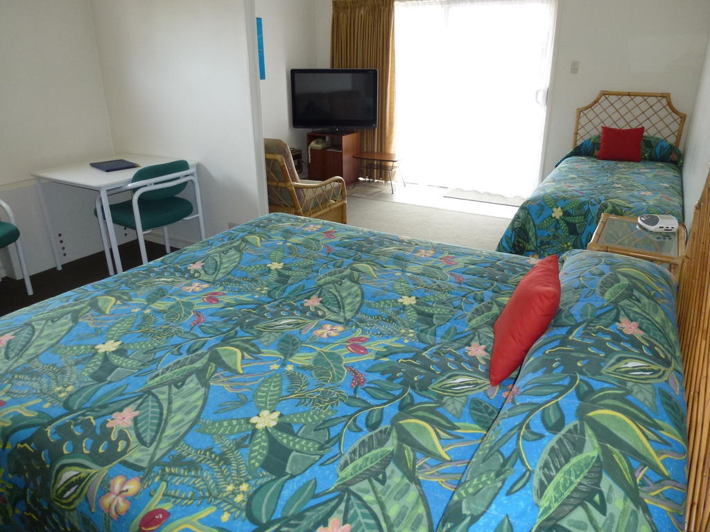 Mana-Nui Motel Вітіанга Номер фото