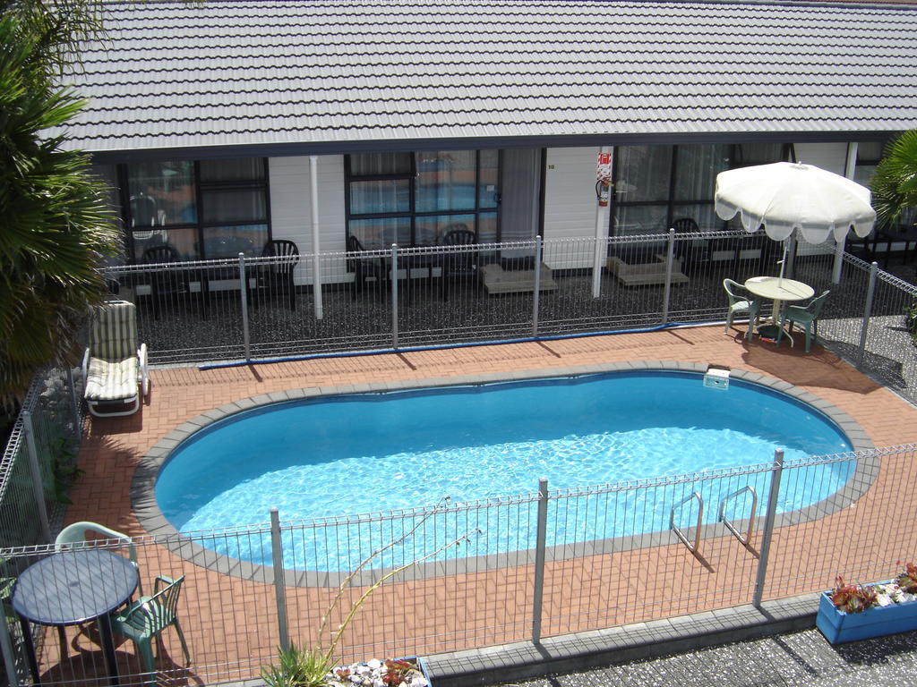 Mana-Nui Motel Вітіанга Номер фото